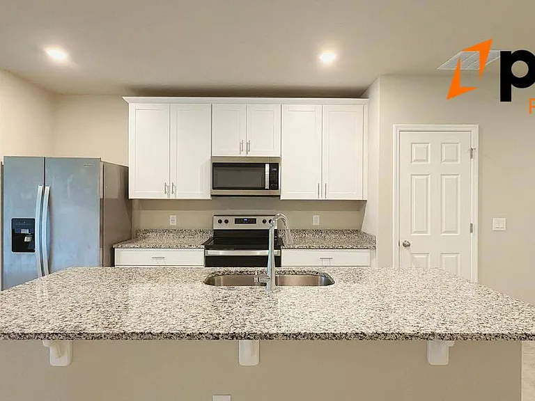862 Rivers Crossing St — Photo 7