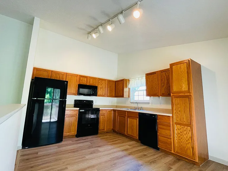 5402 N Alyssa Dr — Photo 5