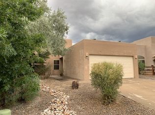4042 Painted Pony Cir, Santa Fe, NM 87507