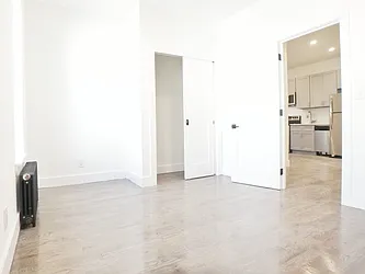 Rented by MAC Realty NY