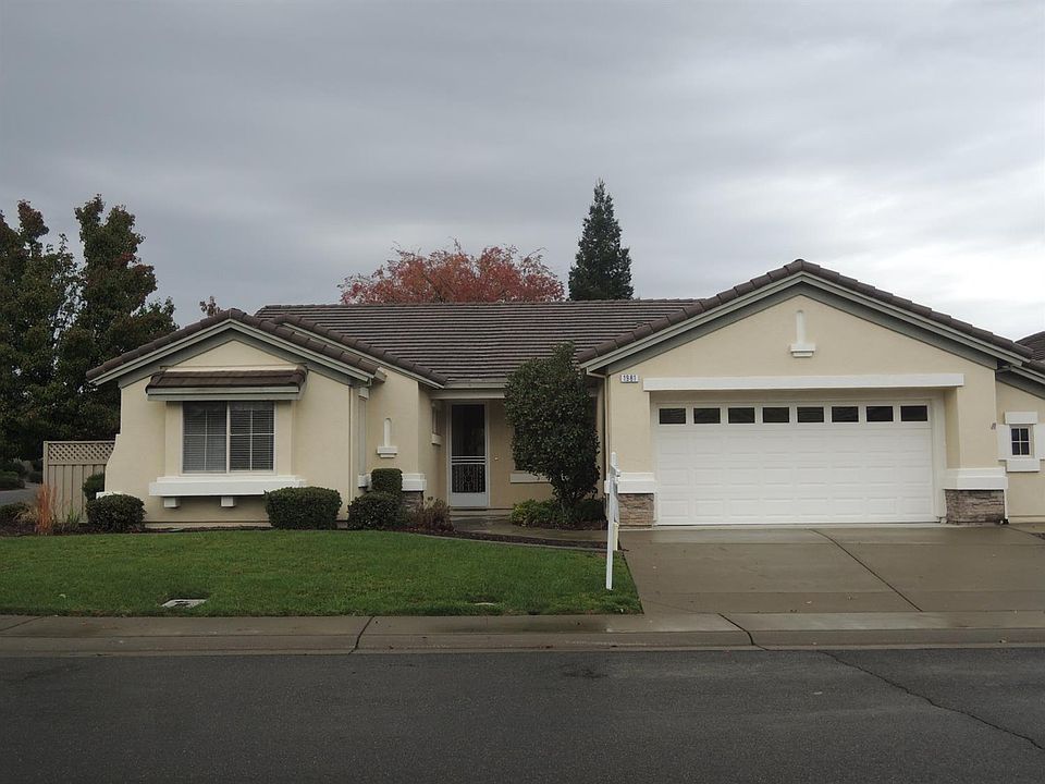 1st image of 1981 Farmgate Ln