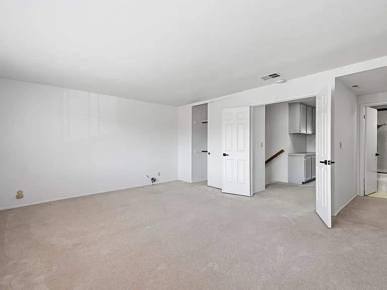 1387 Xavier Ave — Photo 19