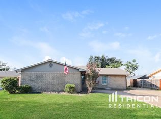 901 Loganwood Dr, Royse City, TX 75189