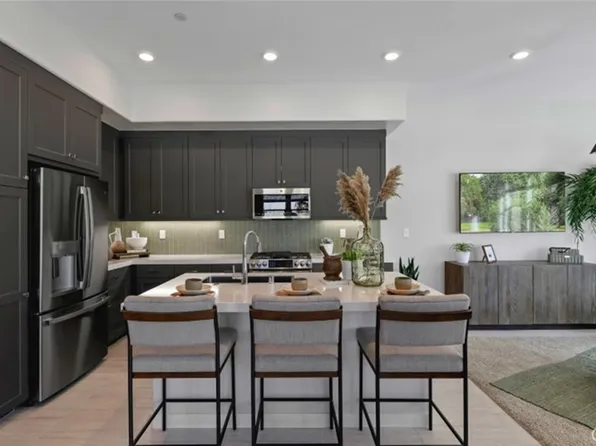 1908 Hollyleaf Ter, Montebello, CA 90640