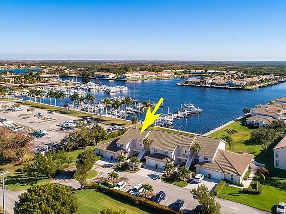 2nd image of 333 Sunrise Cay APT 7