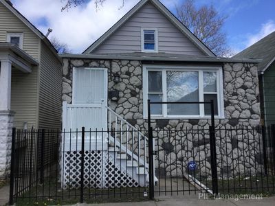 (Undisclosed Address), Chicago, IL, 60628