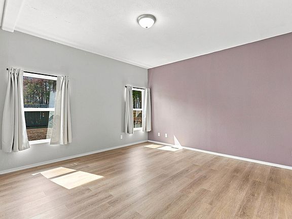 5th image of 29412 W Cornwall Rd