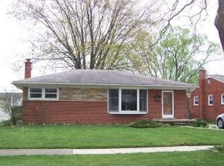 27267 Clairview Dr, Dearborn Heights, MI 48127