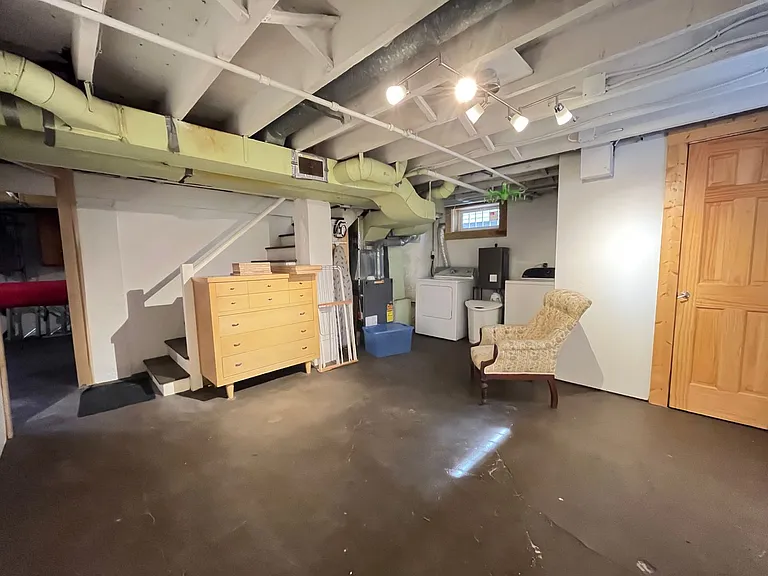 17 Anderson St — Photo 27