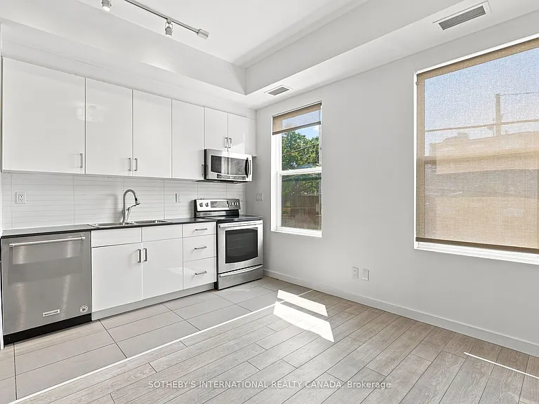 433 Parliament St #201 — Photo 1