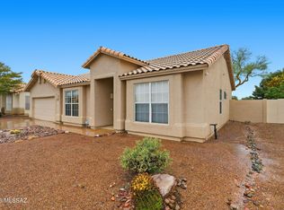 8949 N Willeta Dr, Tucson, AZ 85743