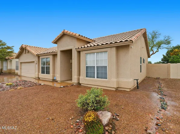 8949 N Willeta Dr, Tucson, AZ 85743