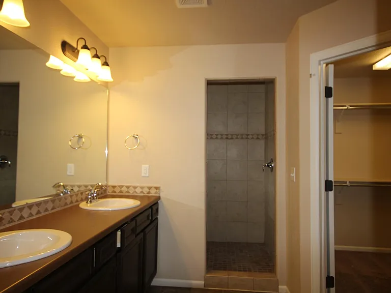 8124 Campground Dr — Photo 15