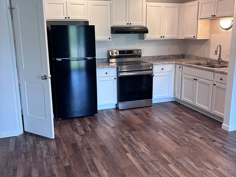 1214 Mosinee Ave — Photo 2