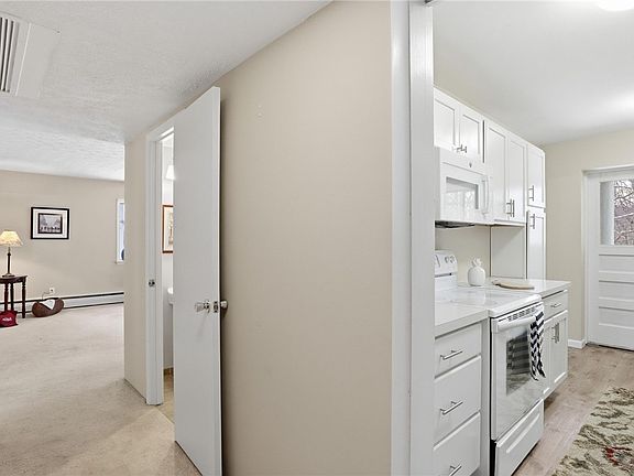 4th image of 81 Lost Mountain Trl