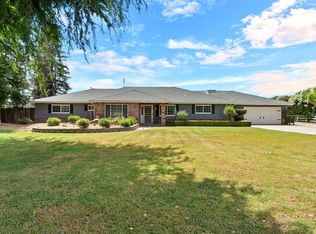 9331 E Mesa Ave, Clovis, CA 93619