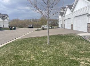 5224 Foxfield Dr NW, Rochester, MN 55901