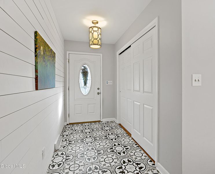 3rd image of 1141 Morningside Avenue