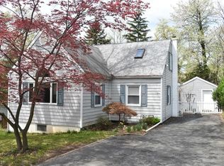 1 Country Club Rd, Mount Tabor, NJ 07878