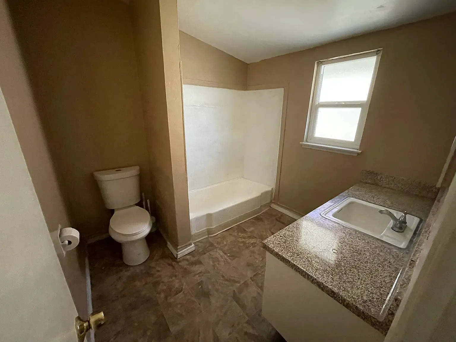 1 bed, 700 sqft, $1,513 — Photo 3