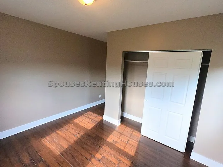 1402-1404 Charles St — Photo 13