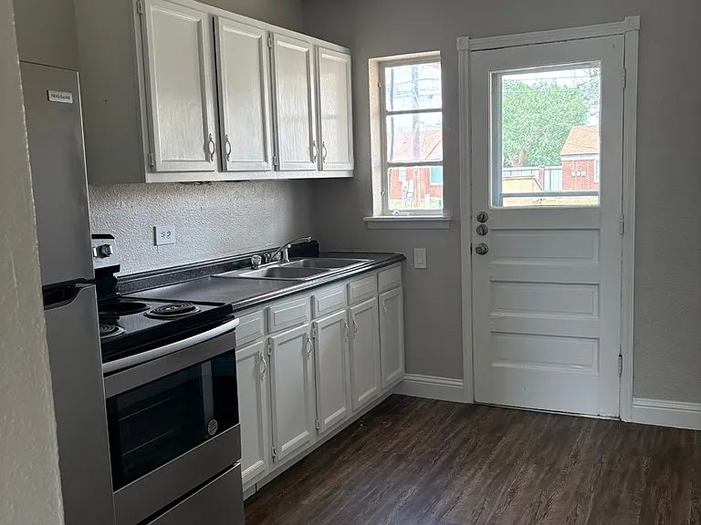 3212 W Kansas Ave — Photo 4