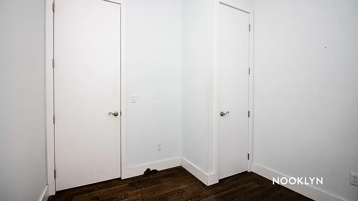 Rented by Nooklyn NYC LLC | media 34