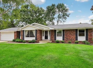 17455 Continental Dr, Brookfield, WI 53045