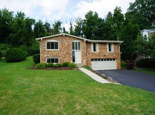 4977 Young Dr, Pittsburgh, PA 15227