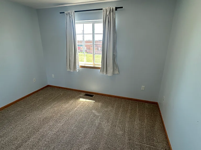 2492 W Branch Dr — Photo 17