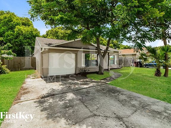 2nd image of 508 Hibiscus Pl