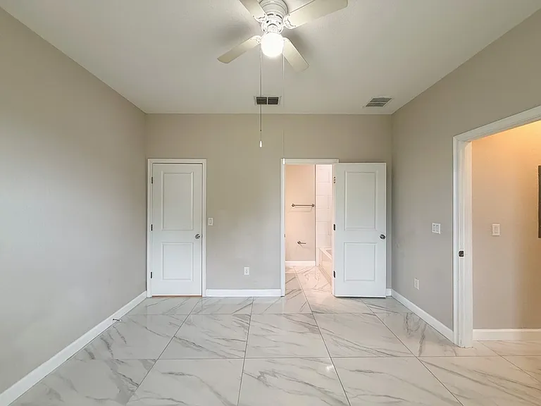 2 W Orange St #101 — Photo 33