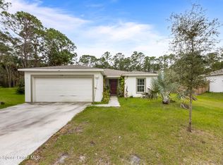538 Ocean Spray St SW, Palm Bay, FL 32908