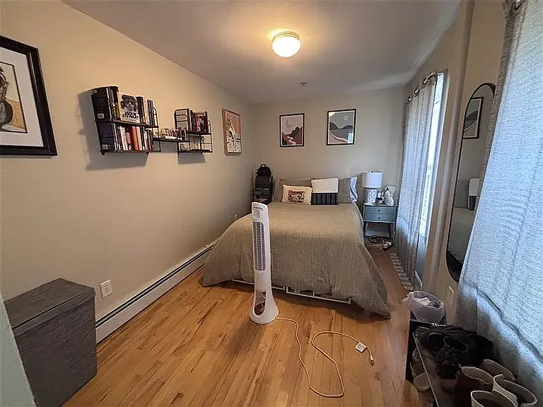 241 Hurley St — Photo 6