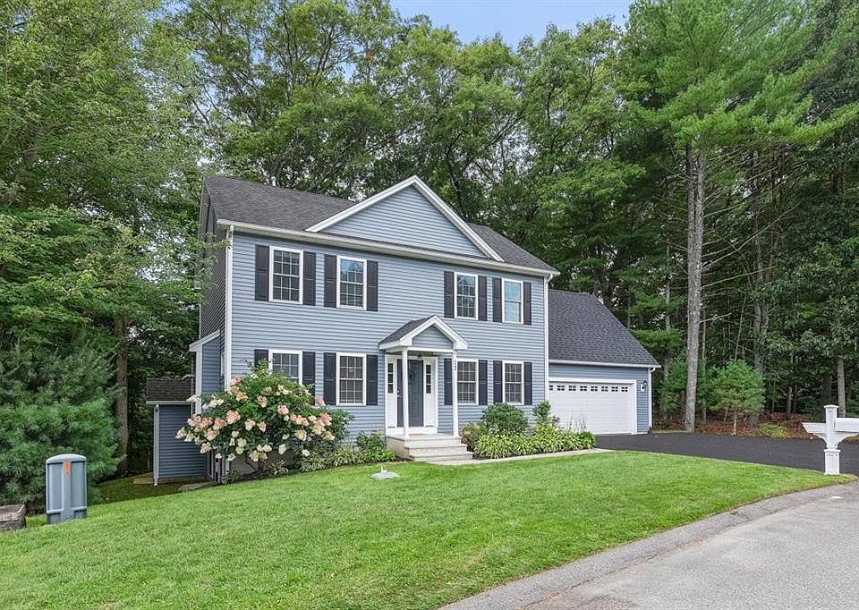 1st image of 17 Clover Ct