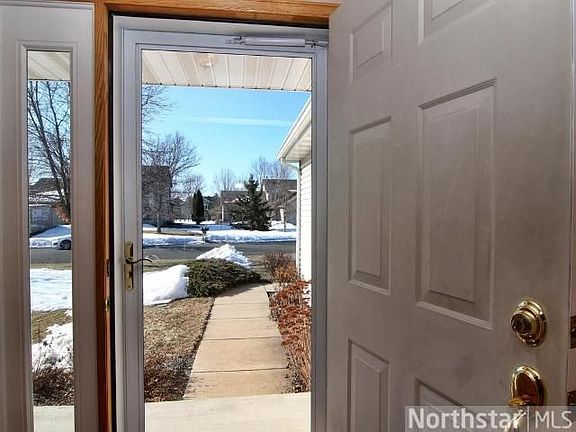 2nd image of 1222 Dawn Ln