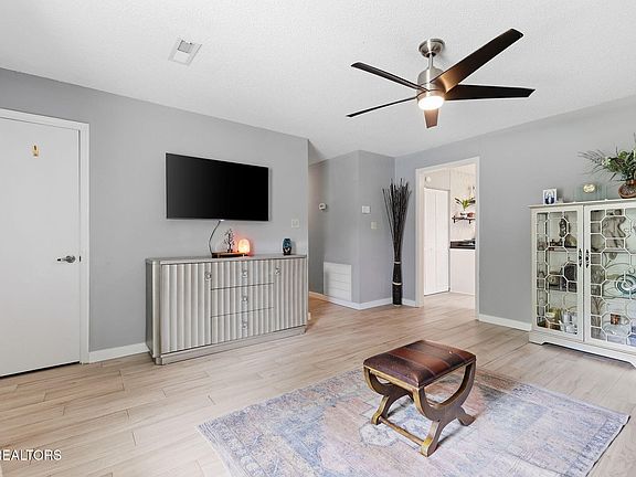 5th image of 9101 Highbridge Dr