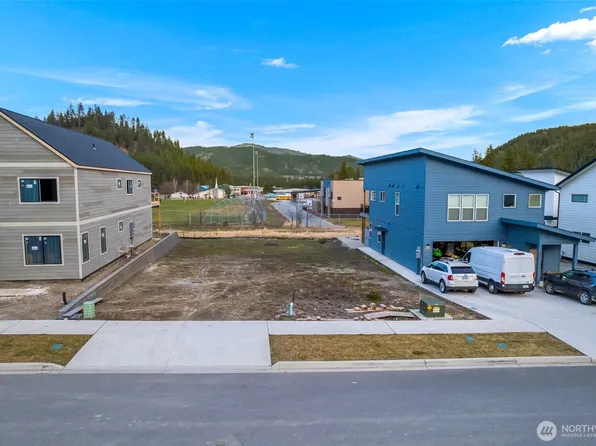 648 Central, Leavenworth, WA 98826