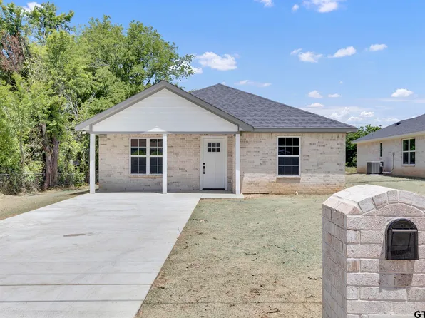2715 Bunche St, Tyler, TX 75701