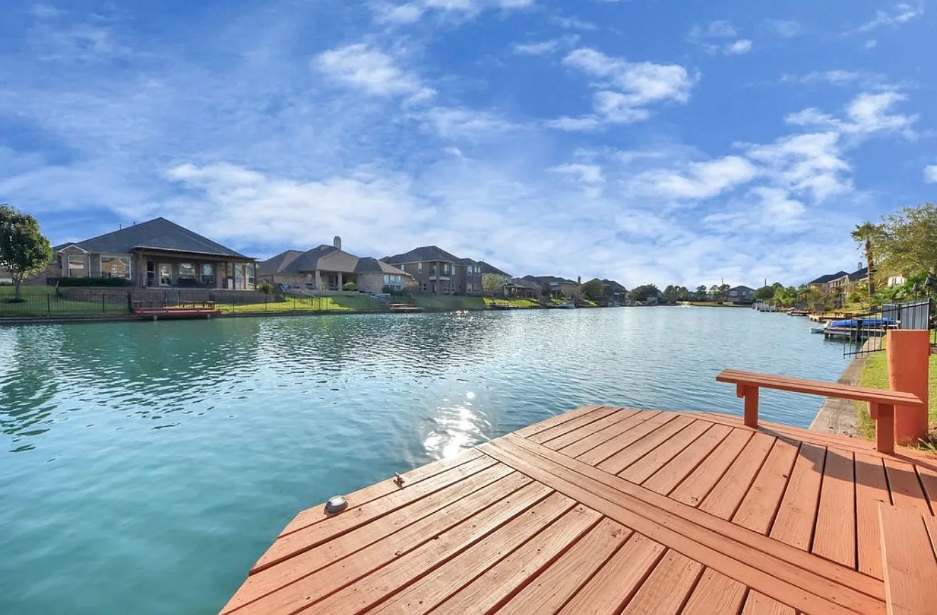 Harbour Bridge Point Dr, Cypress — Photo 3