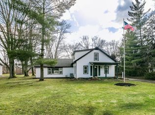 38602 Bell Rd, Willoughby, OH 44094