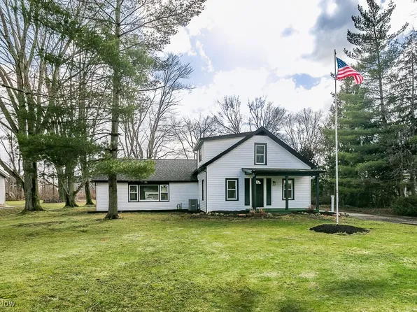 38602 Bell Rd, Willoughby, OH 44094