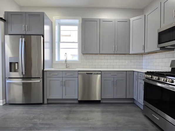 1625 N Harding Ave #1, Chicago, IL 60647