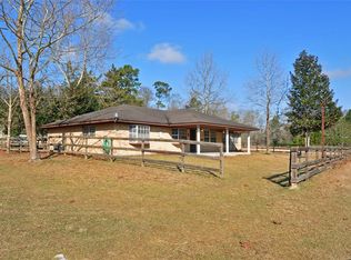 18 County Road 389, Cleveland, TX 77328