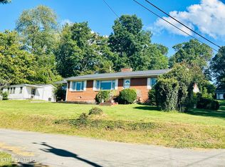 1006 James St, Tazewell, TN 37879