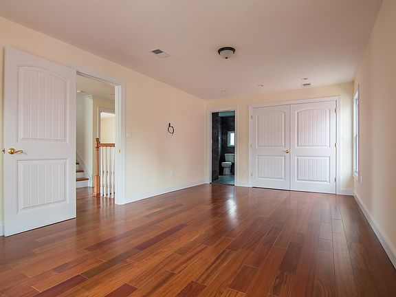 5th image of 271 Bement Ave