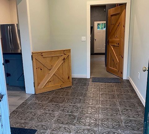 Photo of the right side entrance/mud room area entering the home.