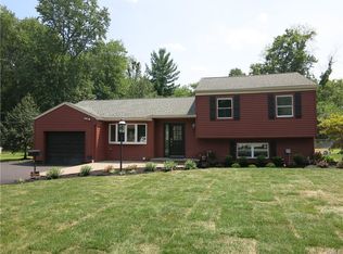 26 Windmill Ln, New City, NY