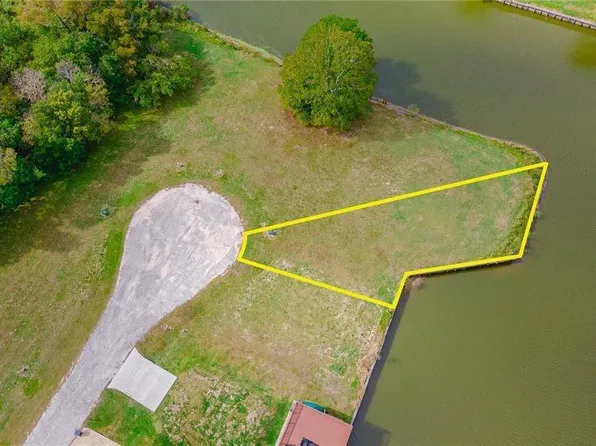 196 N Forest Dr Lot 20, Huntsville, TX 77340