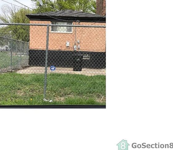 2nd image of 5702 S Throop St